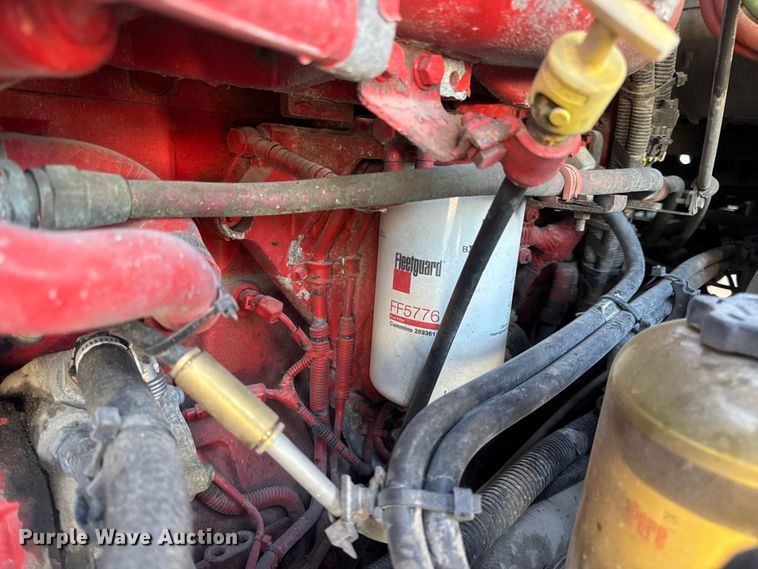 image for item EH7475 2016 International ProStar Plus semi truck