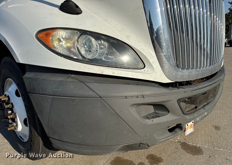 image for item EH7476 2016 International ProStar Plus semi truck