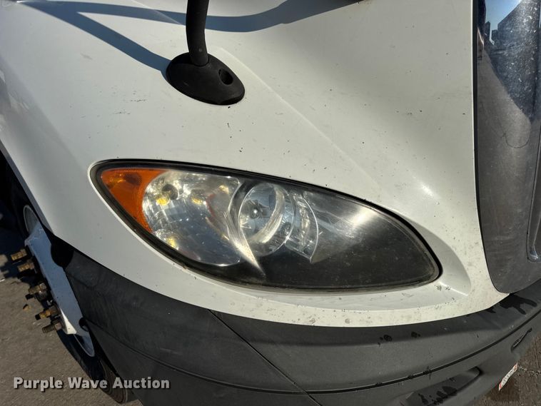 image for item EH7476 2016 International ProStar Plus semi truck