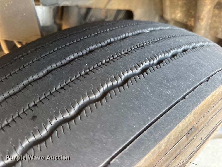 image for item EH7476 2016 International ProStar Plus semi truck