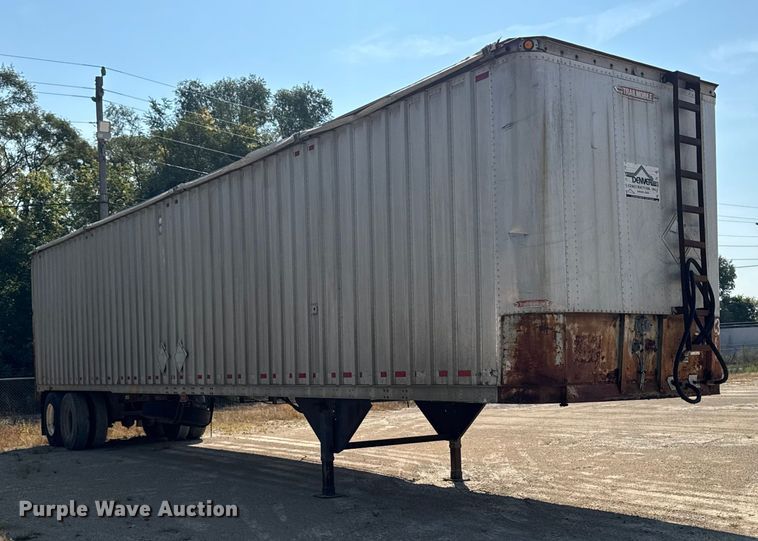 image for item EM2359 1992 Trailmobile grain trailer