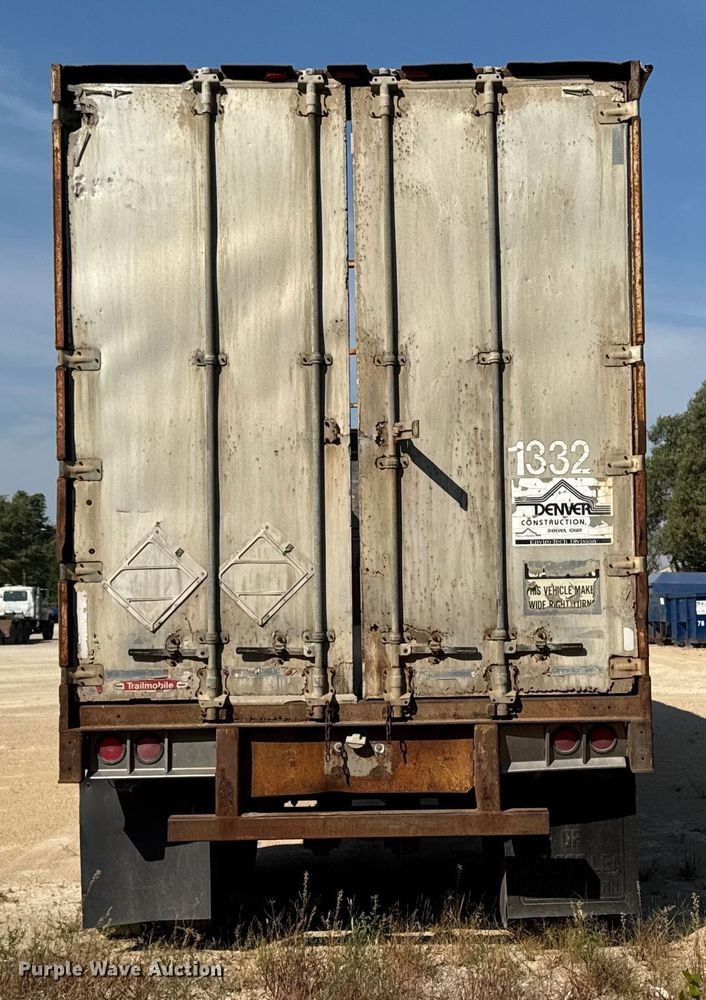 image for item EM2359 1992 Trailmobile grain trailer