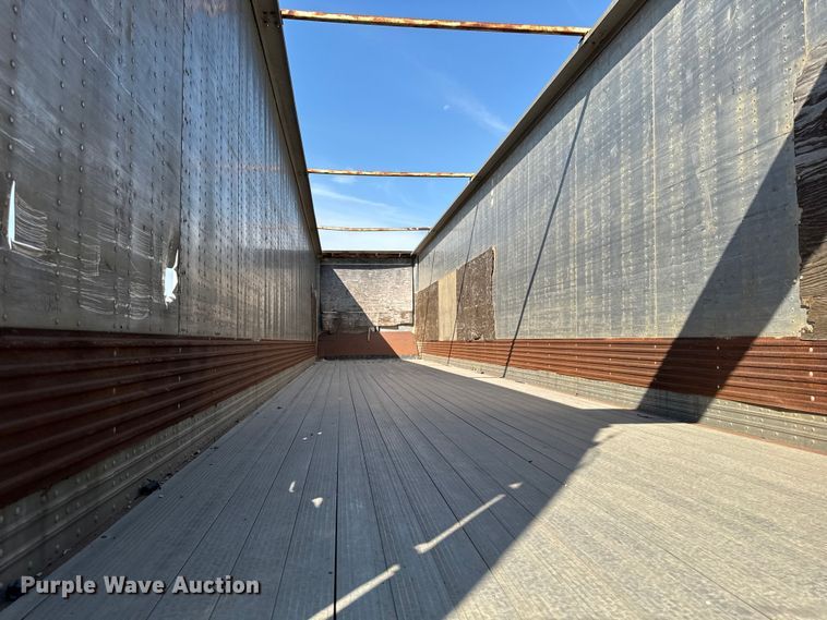 image for item EM2359 1992 Trailmobile grain trailer