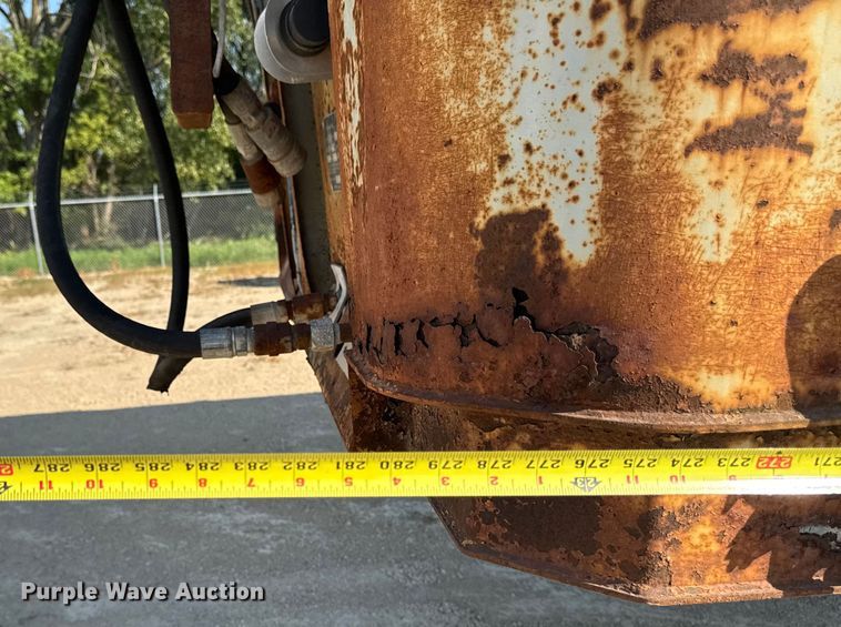 image for item EM2359 1992 Trailmobile grain trailer