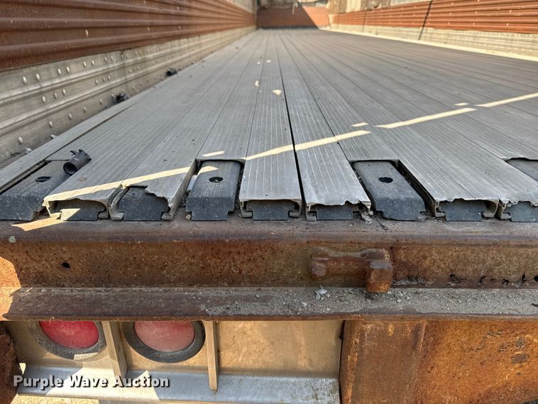 image for item EM2359 1992 Trailmobile grain trailer