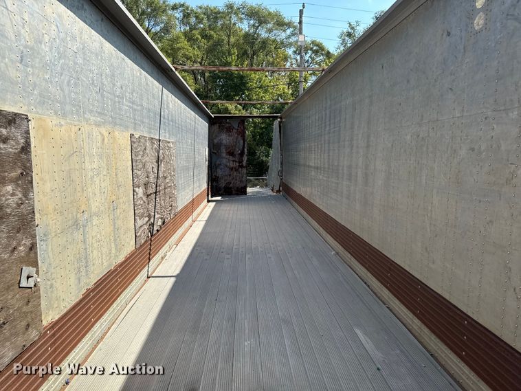 image for item EM2359 1992 Trailmobile grain trailer