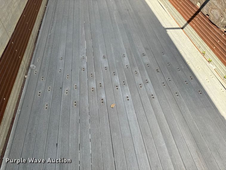 image for item EM2359 1992 Trailmobile grain trailer