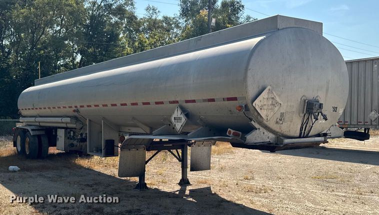 image for item EM2360 1985 Polar CT87511 tank trailer