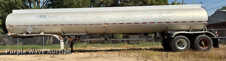 image for item EM2360 1985 Polar CT87511 tank trailer