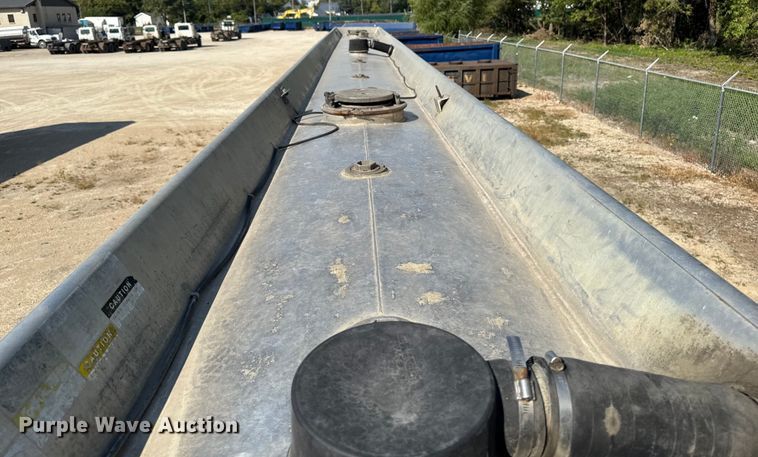 image for item EM2360 1985 Polar CT87511 tank trailer