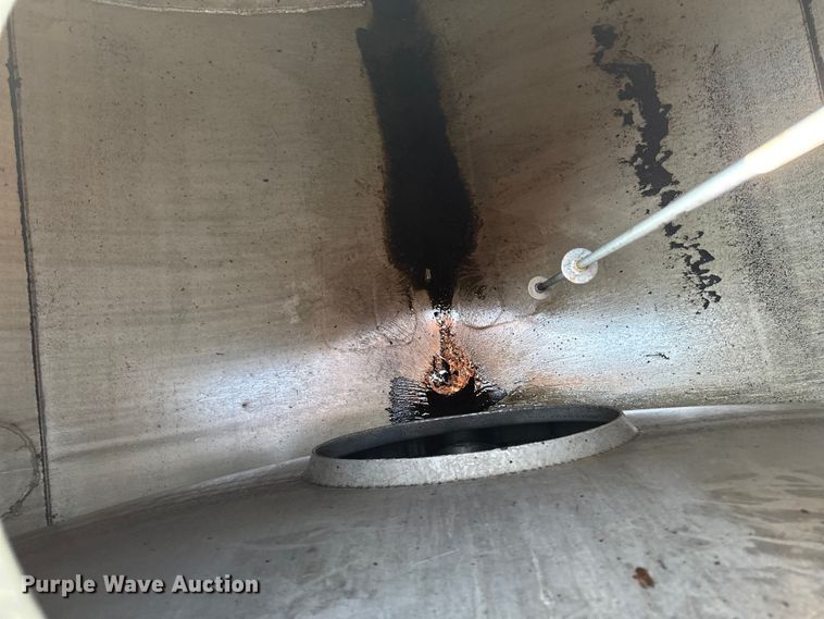 image for item EM2360 1985 Polar CT87511 tank trailer