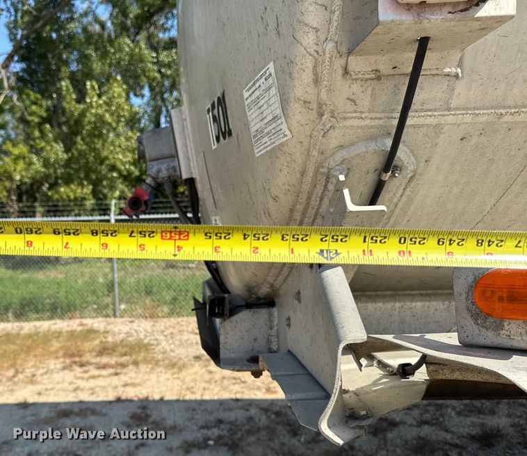 image for item EM2360 1985 Polar CT87511 tank trailer