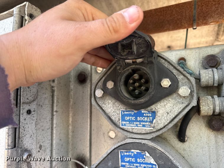 image for item EM2360 1985 Polar CT87511 tank trailer