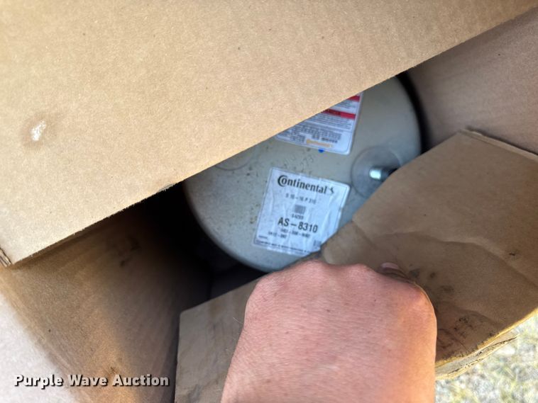 image for item EM2360 1985 Polar CT87511 tank trailer