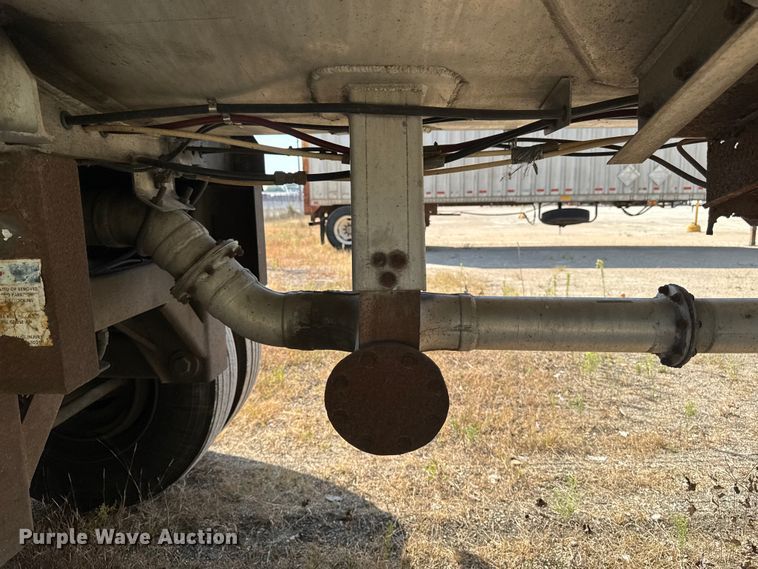 image for item EM2360 1985 Polar CT87511 tank trailer