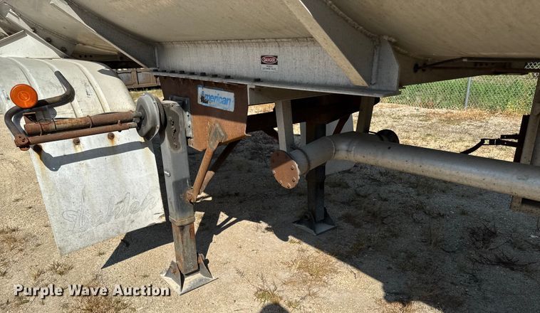 image for item EM2360 1985 Polar CT87511 tank trailer