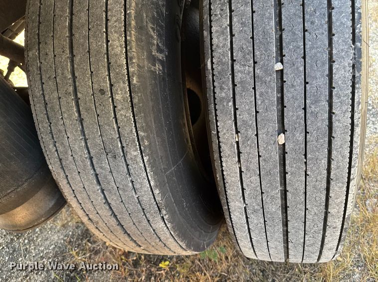 image for item EM2360 1985 Polar CT87511 tank trailer