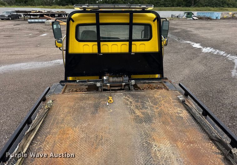 image for item EM8171 2018 Freightliner Business Class M2 rollback truck