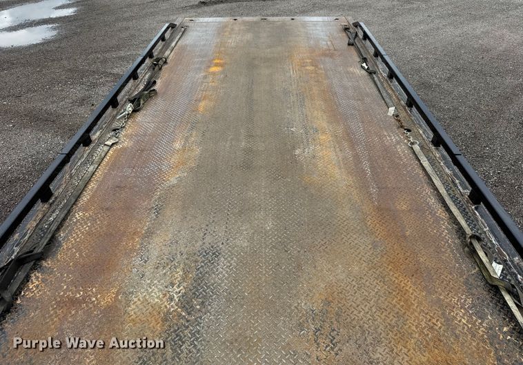 image for item EM8171 2018 Freightliner Business Class M2 rollback truck