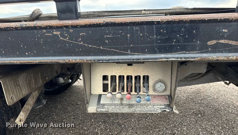 image for item EM8171 2018 Freightliner Business Class M2 rollback truck