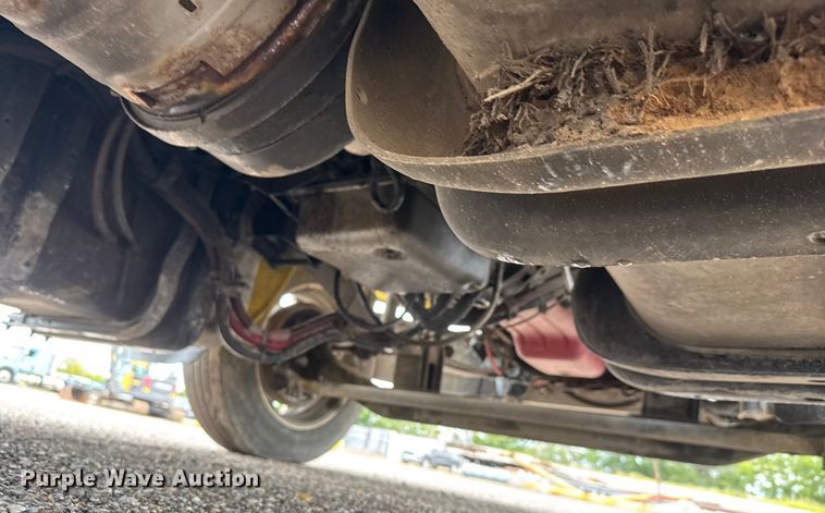 image for item EM8171 2018 Freightliner Business Class M2 rollback truck