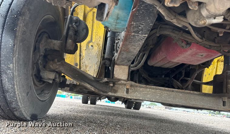 image for item EM8171 2018 Freightliner Business Class M2 rollback truck