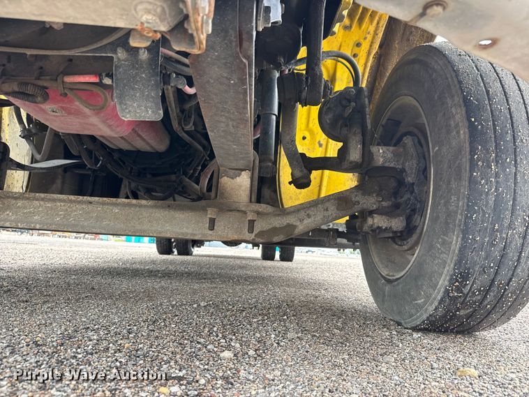 image for item EM8171 2018 Freightliner Business Class M2 rollback truck