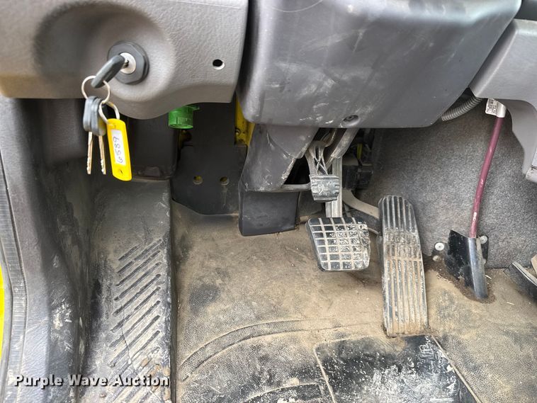 image for item EM8171 2018 Freightliner Business Class M2 rollback truck