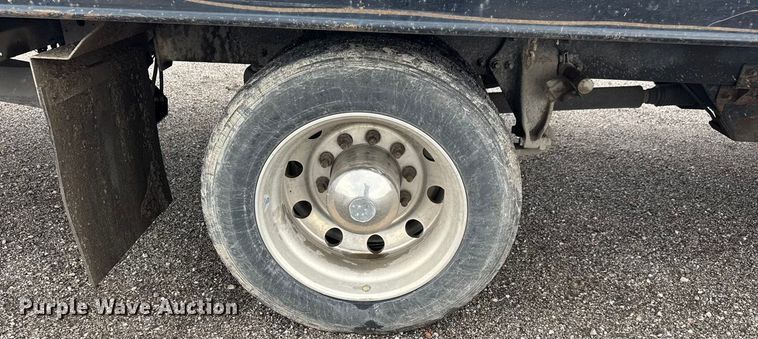 image for item EM8171 2018 Freightliner Business Class M2 rollback truck