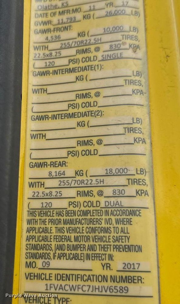 image for item EM8171 2018 Freightliner Business Class M2 rollback truck