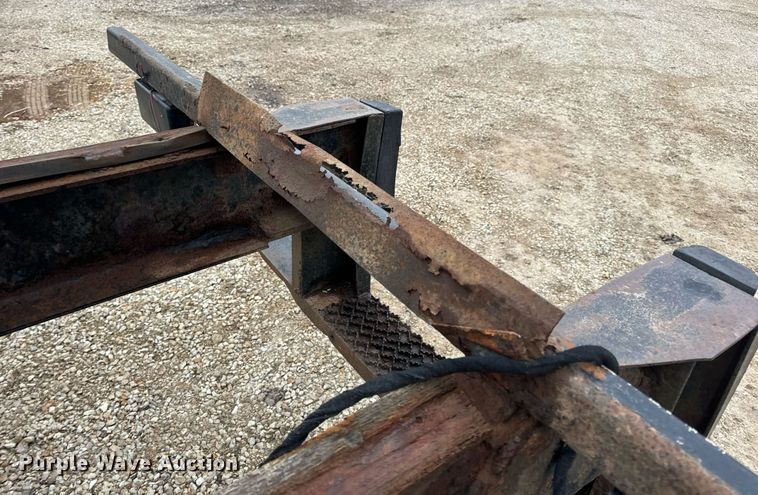 image for item EN4500 2006 International 4400 truck cab and chassis