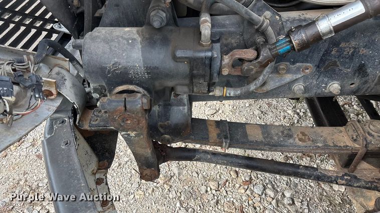 image for item EN5604 1995 Freightliner FL70 semi truck