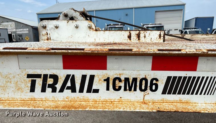 image for item EN5605 2006 Trail-EZE Trail 1CM06 roll-off tilt deck container trailer