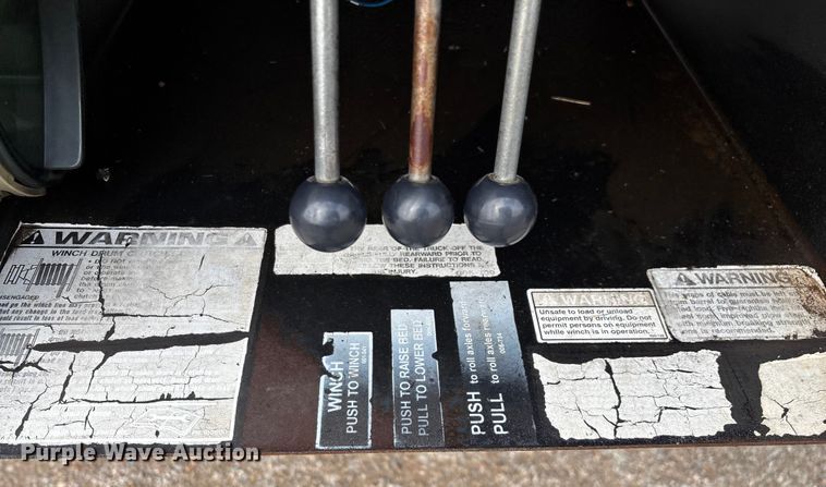 image for item EN5605 2006 Trail-EZE Trail 1CM06 roll-off tilt deck container trailer