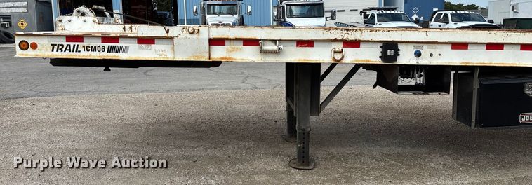 image for item EN5605 2006 Trail-EZE Trail 1CM06 roll-off tilt deck container trailer