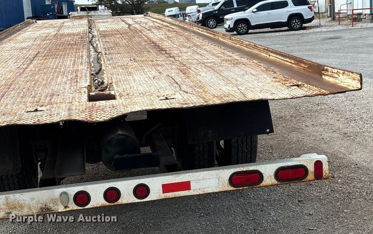 image for item EN5605 2006 Trail-EZE Trail 1CM06 roll-off tilt deck container trailer