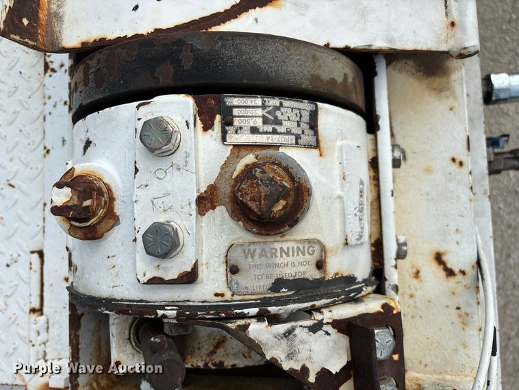 image for item EN5605 2006 Trail-EZE Trail 1CM06 roll-off tilt deck container trailer