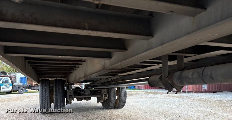 image for item EN5605 2006 Trail-EZE Trail 1CM06 roll-off tilt deck container trailer