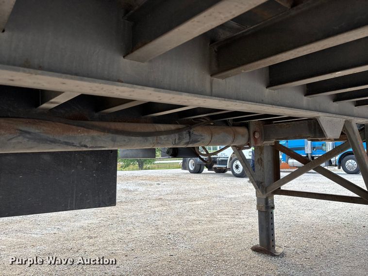 image for item EN5605 2006 Trail-EZE Trail 1CM06 roll-off tilt deck container trailer