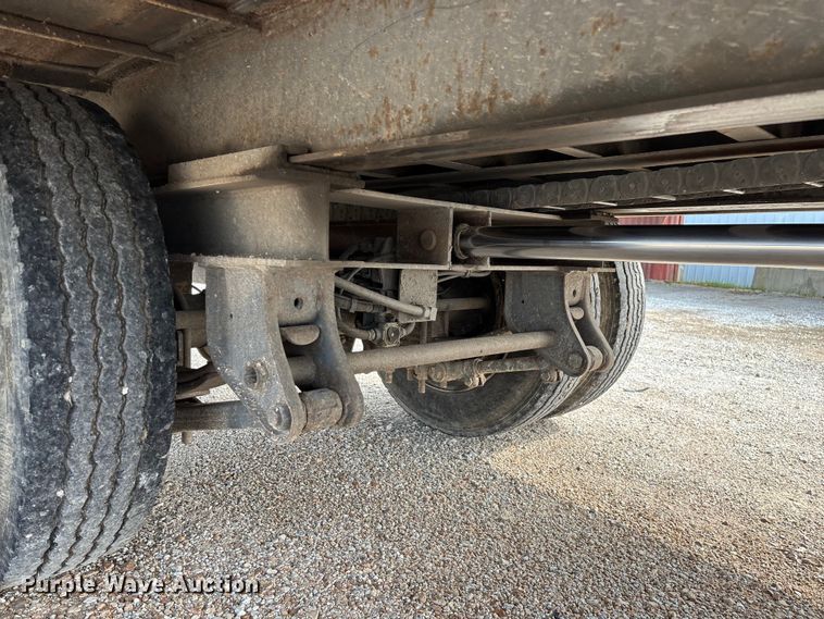 image for item EN5605 2006 Trail-EZE Trail 1CM06 roll-off tilt deck container trailer