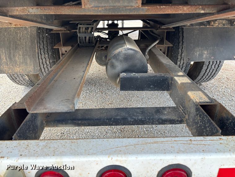 image for item EN5605 2006 Trail-EZE Trail 1CM06 roll-off tilt deck container trailer