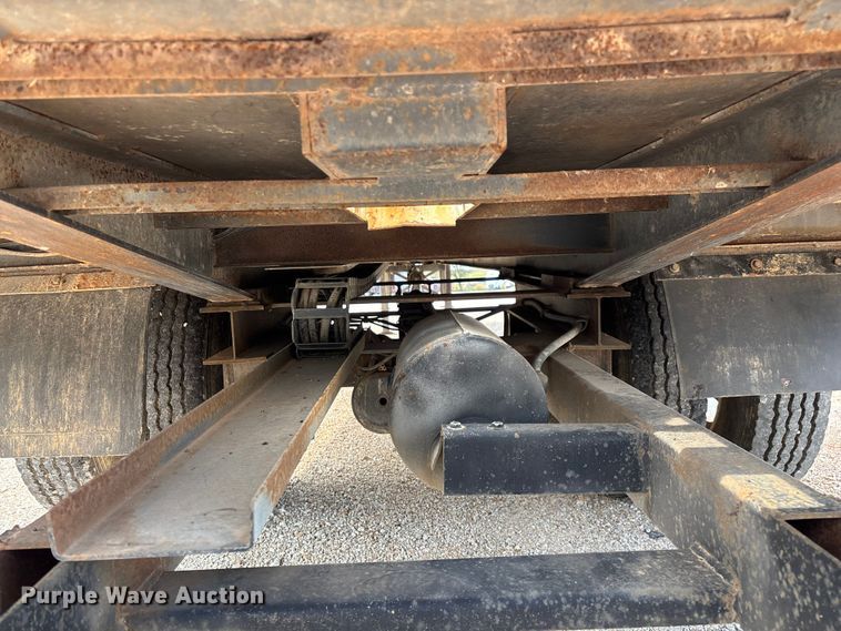 image for item EN5605 2006 Trail-EZE Trail 1CM06 roll-off tilt deck container trailer