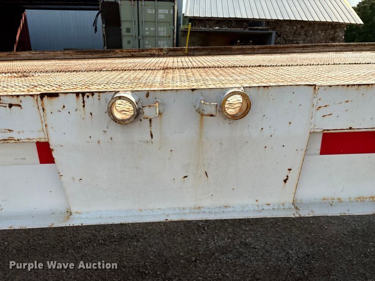 image for item EN5605 2006 Trail-EZE Trail 1CM06 roll-off tilt deck container trailer