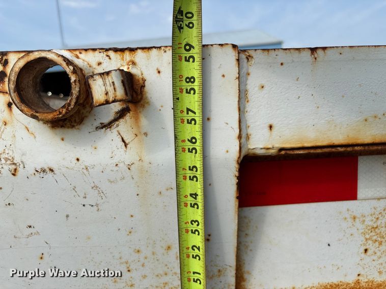 image for item EN5605 2006 Trail-EZE Trail 1CM06 roll-off tilt deck container trailer