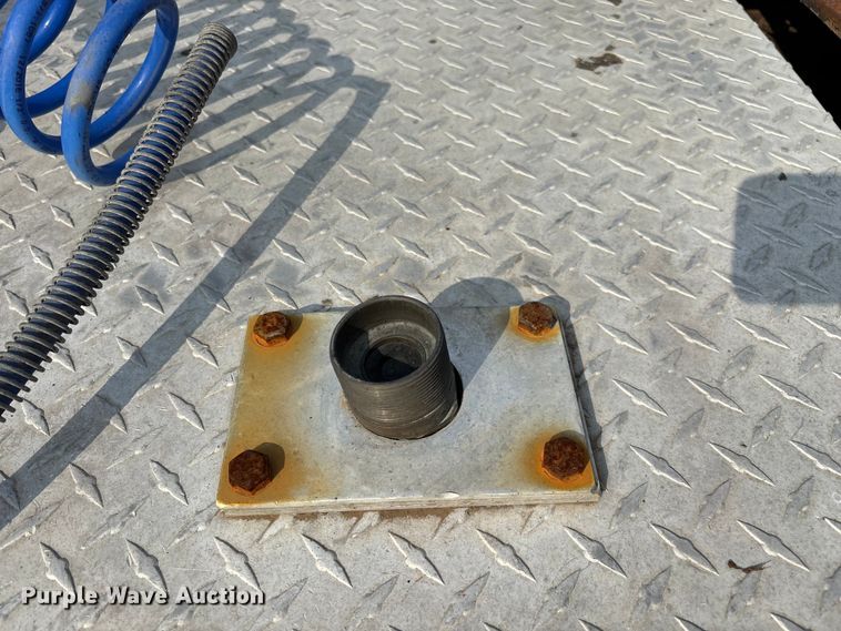 image for item EN5606 1987 Peterbilt 379 semi truck