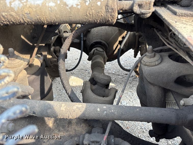 image for item EN5606 1987 Peterbilt 379 semi truck