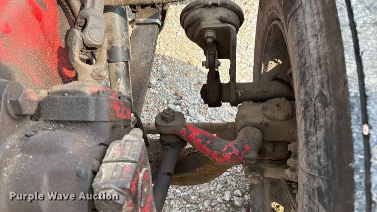 image for item EN5606 1987 Peterbilt 379 semi truck