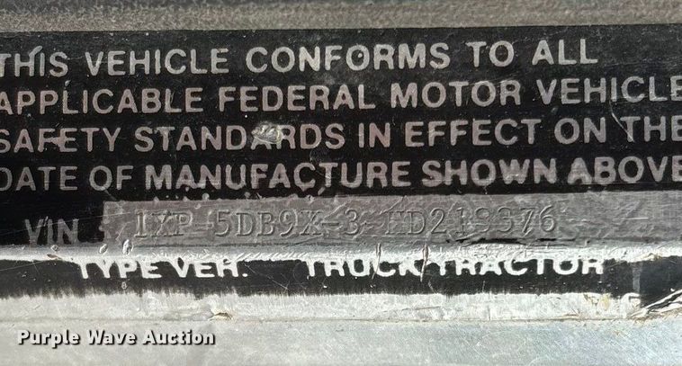 image for item EN5606 1987 Peterbilt 379 semi truck