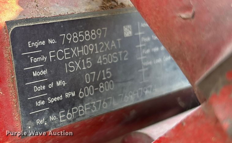 image for item EN5607 2016 Peterbilt 587 semi truck