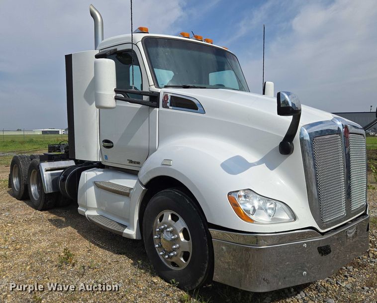 CAMIóN 2017 KENWORTH